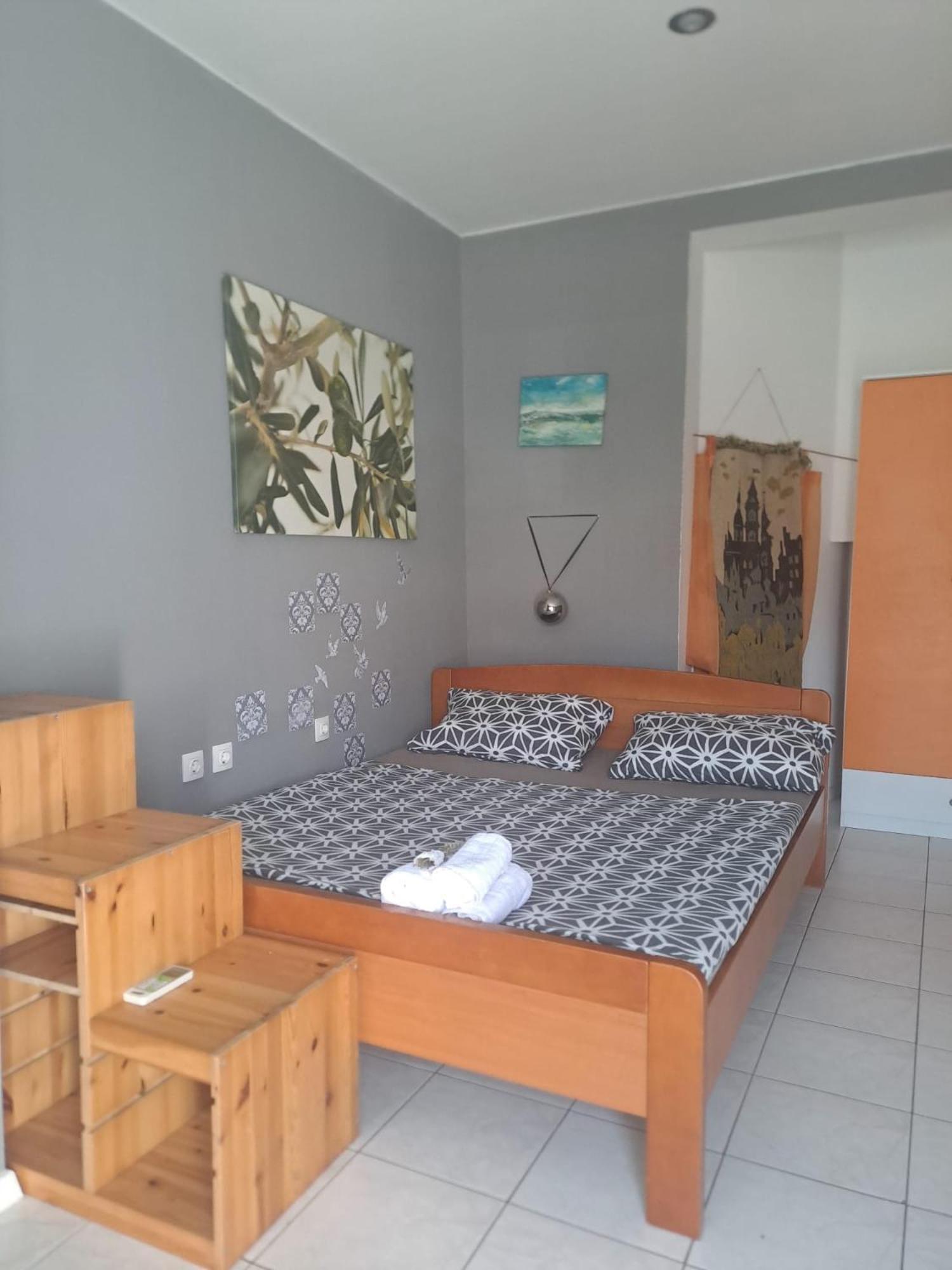 Konoba Yan Apartment Pula Ngoại thất bức ảnh